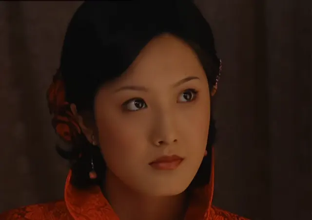 《金粉世家》柳公子大婚当日新娘被调包，小怜失踪玉镯留桌：相关图片