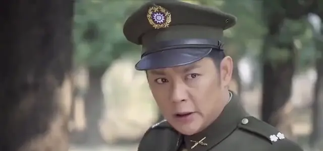 《潜伏》经典卧底自伤戏份重登观众视野:相关图片 《潜伏》经典卧底自伤戏份重登观众视野:相关图片