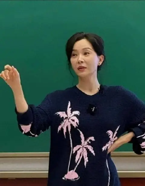 冯小刚《集结号》开机5天换掉陈数:角色气质不匹配致临阵调整:现场图 冯小刚《集结号》开机5天换掉陈数:角色气质不匹配致临阵调整:现场图