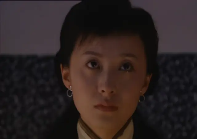 《金粉世家》柳公子大婚当日新娘被调包，小怜失踪玉镯留桌：细节速览
